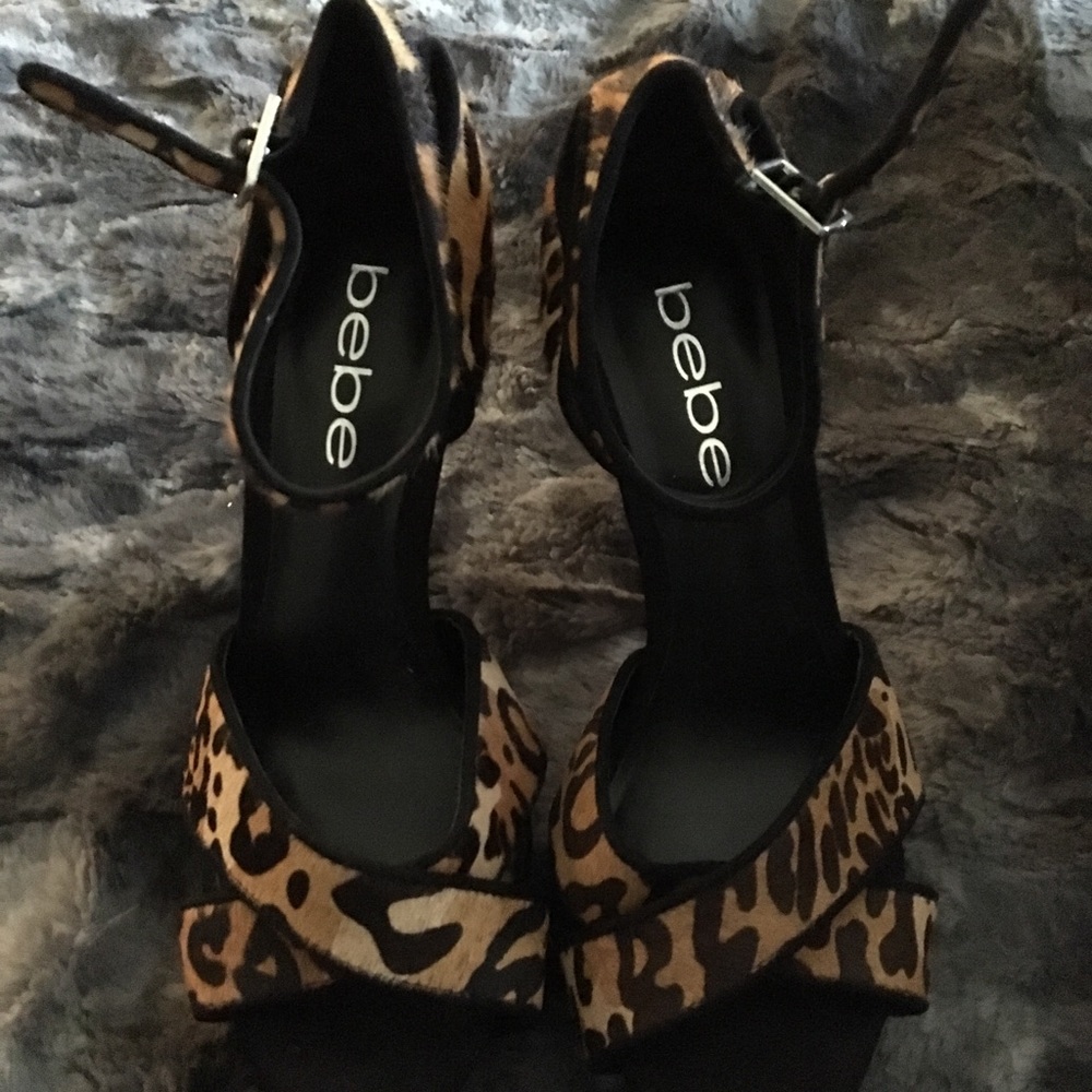 Women’s shoes